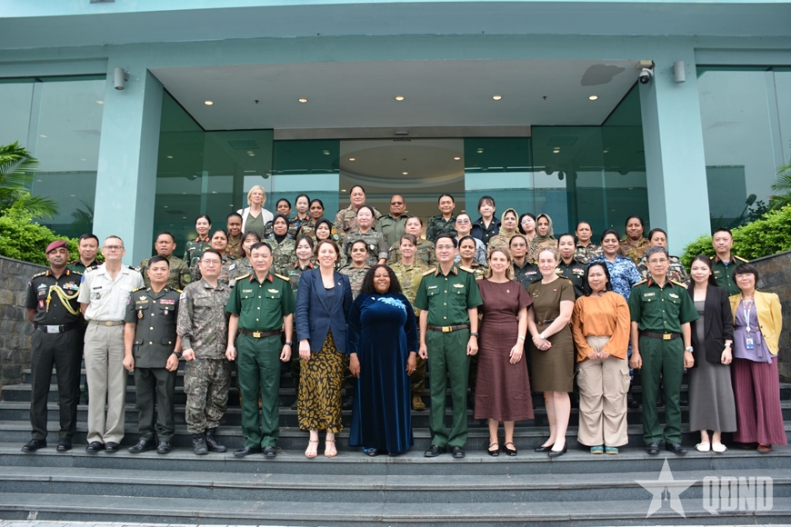 /UploadStore/admin/251027 huna luyen nu quan nhan/chup chung 2.jpg